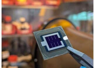 Tandem Solar Cell Sets New Efficiency Benchmark