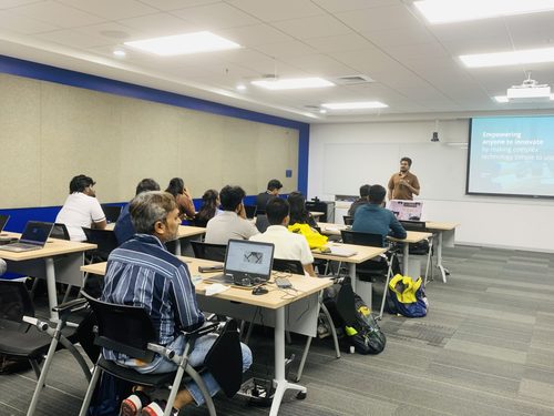 Winners during the hands-on Arduino VENTUNO Q session.